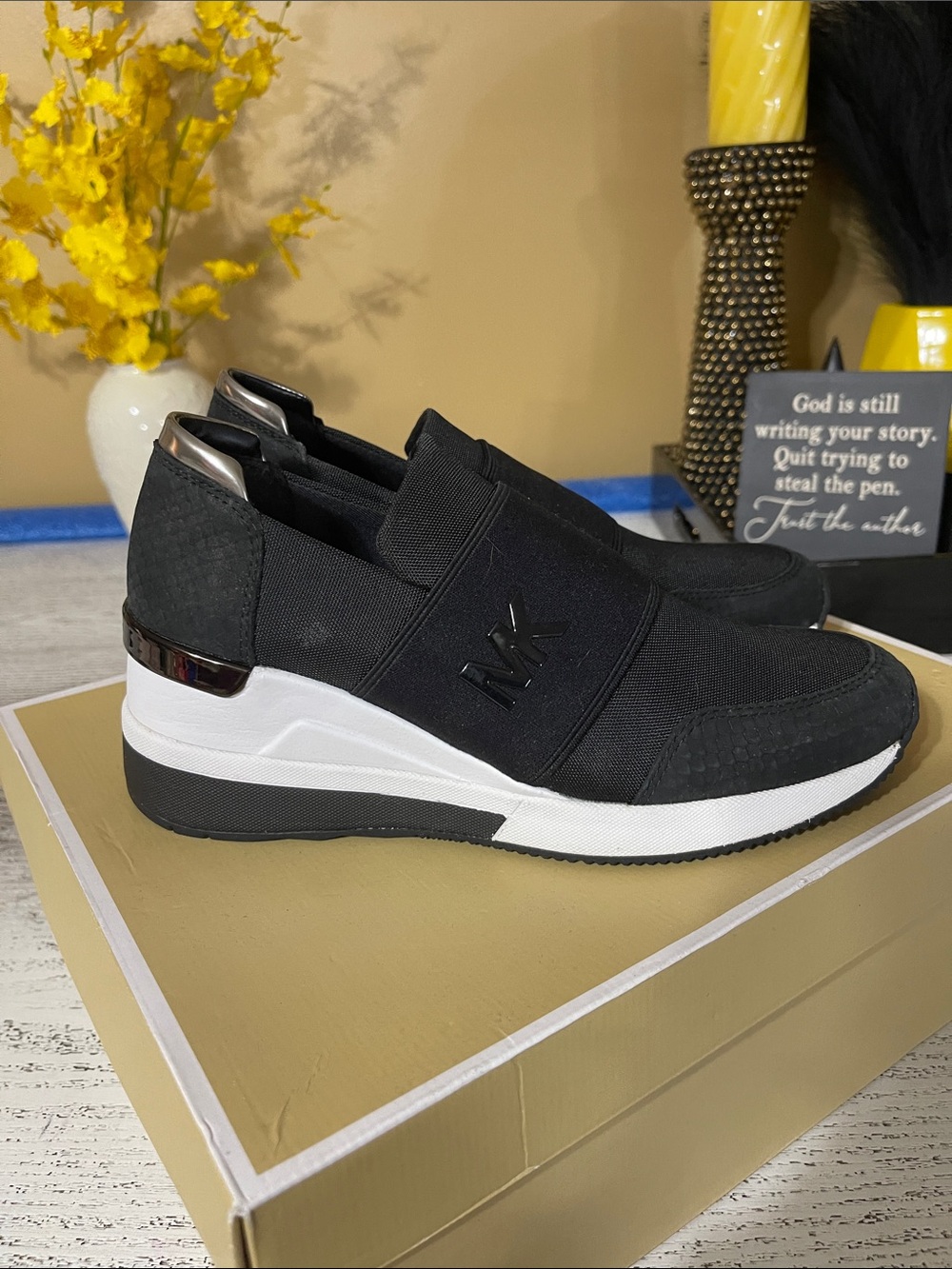 MICHAEL Michael Kors Felix Trainer Tech canvas Shoe Box size 7